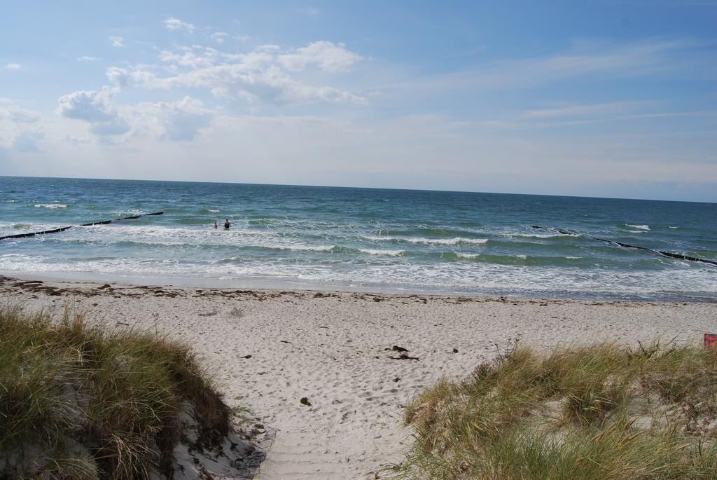 Doppelhaushaelfte In Vitte Auf Hiddensee Екстер'єр фото